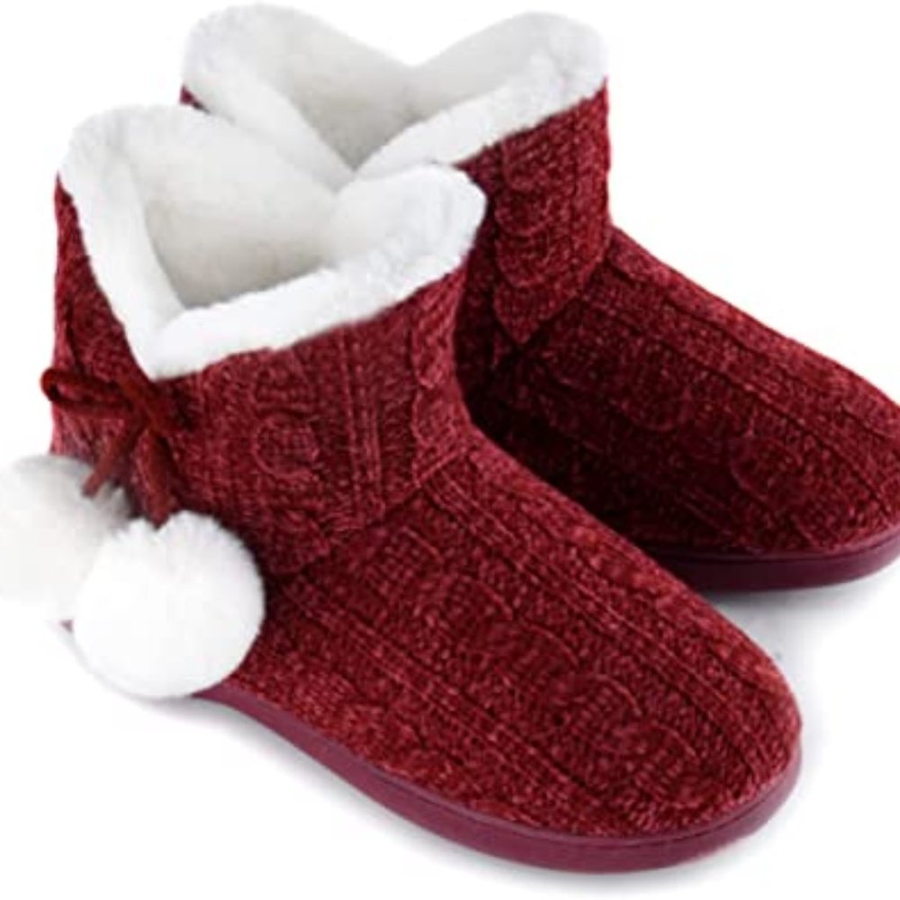 Womens Slippers Size 6